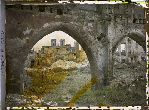 RECORD DATE NOT STATED Reims , Marne , Champagne , France , 1919 - Devastated regions, Marne, Aisne - Paul Castelnau - (February -March) (French - ï»¿Reims , Marne , Champagne , France). Cloister, bell tower, monastery, ruins, bombing, arc , arcade , arceau, medium age, rubble, post-war, religious architecture, First World War, Art, Habitat , Architecture, France, Reims, Cloister of the Cordeliers Copyright: xpiemagsx AKahnlpie020223-19404 !ACHTUNG AUFNAHMEDATUM GESCHÄTZT!