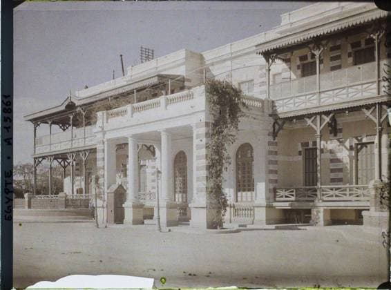 RECORD DATE NOT STATED Port-Said, Egypt, Africa Egyptian governorate , 1918 - Near East, Egypt, Palestine, Cyprus - Paul Castelnau (photographic section of the armies) - (January 9 -October 6) (French - ï»¿Port-SaÃ¯d , Egypte , Afrique Gouvernorat Ã gyptien). Public civil architecture, healer, terrace, balcony , loggia, rue , district, Habitat , Architecture, Egypt, Port-Said, Egyptian governorate Copyright: xpiemagsx AKahnlpie020223-6963 !ACHTUNG AUFNAHMEDATUM GESCHÄTZT!