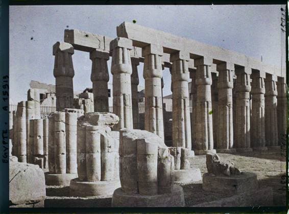 RECORD DATE NOT STATED Louqsor, Egypt, Africa Colonnade of the Court of Amenophis III , 1918 - Near East, Egypt, Palestine, Cyprus - Paul Castelnau (photographic section of the armies) - (January 9 -October 6) (French - ï»¿Louqsor , Egypte , Afrique Colonnade de la cour d Amenophis III). Temple, archaeological vestige, column, Egyptian polytheism, Habitat , Architecture , Religion, Egypt, Louqsor, temple of Louqksor. (Colonnade Court of Amenophis III. Copyright: xpiemagsx AKahnlpie020223-8063 !ACHTUNG AUFNAHMEDATUM GESCHÄTZT!