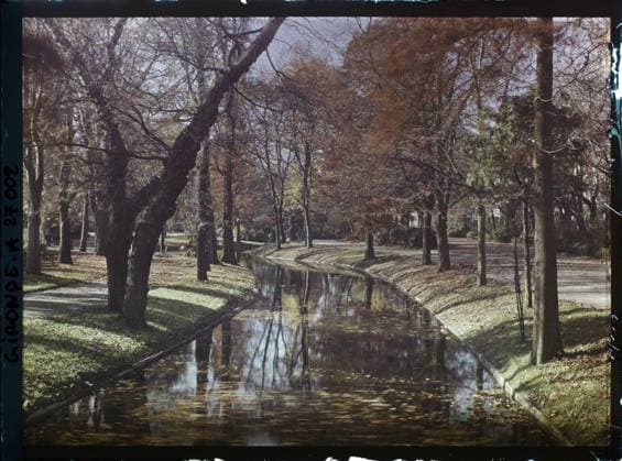 RECORD DATE NOT STATED Bordeaux, France the public garden , 1920-1921 - Charente, Gironde, Basse -PyrÃ nÃ es, Hautes PyrÃ nÃ es - Fernand Cuville (French - ï»¿Bordeaux , France Le jardin public). Canal, water coin, civil engineering, park , garden, Habitat , Architecture, France, Bordeaux, Jardin des Plantes Copyright: xpiemagsx AKahnlpie020223-21908 !ACHTUNG AUFNAHMEDATUM GESCHÄTZT!