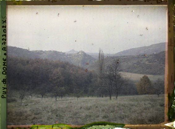 RECORD DATE NOT STATED Allier valley, France , 1916-1917 - Auvergne - StÃ phane Passet - (September 1916 - February 1917) (French - ï»¿VallÃ e de l Allier , France). Landscape, mont , mountain, valley, forest , wood, sunsets, agglomeration panorama, Nature , Environment, Habitat , Architecture Copyright: xpiemagsx AKahnlpie020223-9550 !ACHTUNG AUFNAHMEDATUM GESCHÄTZT!