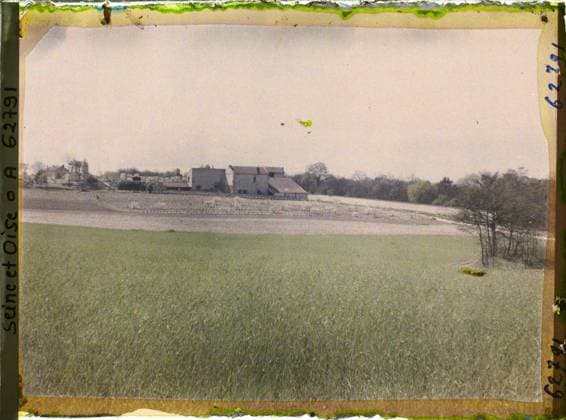RECORD DATE NOT STATED MÃ ry-sur-Oise, France , 1930 - Ile -de -France - StÃ phane Passet - (June 28 -July 8) (French - ï»¿MÃ ry-sur-Oise , France). Landscape, agriculture , breeding, field, agglomeration panorama, Nature , Environment, Economic Activity, Habitat , Architecture, Ile de France, Mery-s-Oise, wheat field Copyright: xpiemagsx AKahnlpie020223-21302 !ACHTUNG AUFNAHMEDATUM GESCHÄTZT!