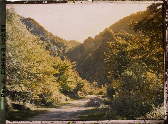 RECORD DATE NOT STATED Valbeleix, France , 1916-1917 - Auvergne - StÃ phane Passet - (September 1916 - February 1917) (French - ï»¿Valbeleix , France). Landscape, mont , mountain, valley, road, forest , wood, Nature , Environment, France, Valbeleix valley Copyright: xpiemagsx AKahnlpie020223-9940 !ACHTUNG AUFNAHMEDATUM GESCHÄTZT!
