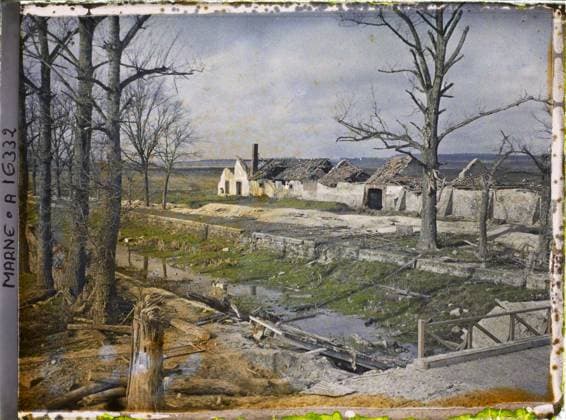 RECORD DATE NOT STATED Surroundings of Reims, Marne, Champagne, France La Neuvillette , 1919 - Devastated regions, Marne, Aisne - Paul Castelnau - (February -March) (French - ï»¿Environs de Reims , Marne , Champagne , France La Neuvillette). Canal, rear-briefs, civil engineering, rural architecture, hydrography, ruins, front, rubble, post-war period, First World War, Habitat , Architecture, Nature , Environment, France, La Neuvillette, the Canal Copyright: xpiemagsx AKahnlpie020223-19417 !ACHTUNG AUFNAHMEDATUM GESCHÄTZT!