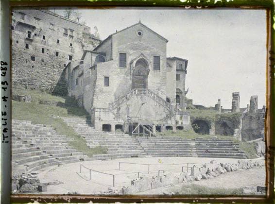 RECORD DATE NOT STATED VÃ ron, Italy Eglise de Santi Siro and the free , 1918 - Italy - Fernand Cuville - (March -August) (French - ï»¿VÃ rone , Italie Eglise de Santi Siro e Libera). Church, Christianity, archaeological vestige, theater, religious architecture, Religion , Habitat , Architecture , Art, Italy, Verona, little Church of the Roman theater Copyright: xpiemagsx AKahnlpie020223-14753 !ACHTUNG AUFNAHMEDATUM GESCHÄTZT!