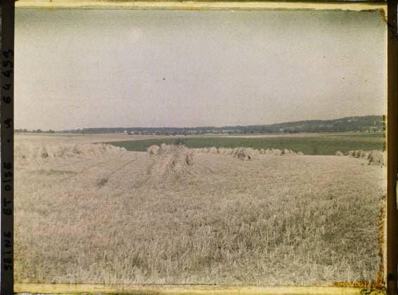 RECORD DATE NOT STATED BouffÃ mont, France , 1930 - Ile -de -France - StÃ phane Passet - (May 1, July 8) (French - ï»¿BouffÃ mont , France). Landscape, agriculture , breeding, hay, field, Nature , environment, economic activity, Ile de France, Bouffemont, wheat field harvested and panorama Copyright: xpiemagsx AKahnlpie020223-22453 !ACHTUNG AUFNAHMEDATUM GESCHÄTZT!