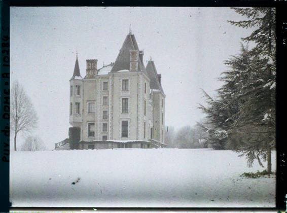 RECORD DATE NOT STATED Puy-de-DÃ me, France , 1916-1917 - Auvergne - StÃ phane Passet - (September 1916 - February 1917) (French - ï»¿Puy-de-DÃ me , France). Snow, tower, fireplace, palace , castle, Habitat , Architecture, Snow and frost effects Copyright: xpiemagsx AKahnlpie020223-9522 !ACHTUNG AUFNAHMEDATUM GESCHÄTZT!