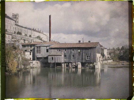 RECORD DATE NOT STATED Verdun , France , 1917 - North of France, Belgium - Paul Castelnau (photographic section of the armies) - (September 1-5) (French - ï»¿Verdun , France). River, stilts, home, hydrography, ruins, forehead, fireplace, rubble, Habitat , architecture, nature , environment, First World War, France, Verdun, edges Meuse Copyright: xpiemagsx AKahnlpie020223-21144 !ACHTUNG AUFNAHMEDATUM GESCHÄTZT!