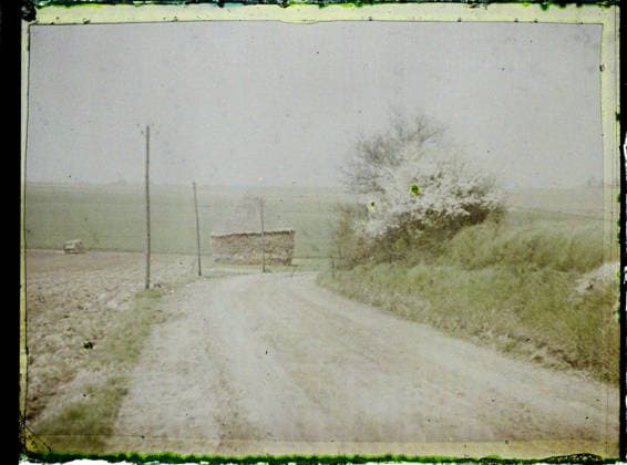 RECORD DATE NOT STATED Vallangoujard, France , 1930 - Ile -de -France - StÃ phane Passet - (June 28 -July 8) (French - ï»¿Vallangoujard , France). Landscape, agriculture , breeding, road, field, Nature , environment, economic activity, Ile de France, Vallangoujard, wheat grindstones on the field of the harvest - the unprepared land for the new harvest Copyright: xpiemagsx AKahnlpie020223-21289 !ACHTUNG AUFNAHMEDATUM GESCHÄTZT!