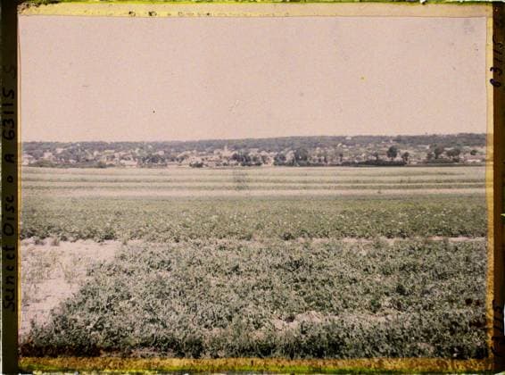 RECORD DATE NOT STATED Cormeilles-en-Parisis, France , 1930 - Ile -de -France - StÃ phane Passet - (May 1, July 8) (French - ï»¿Cormeilles-en-Parisis , France). Landscape, agriculture , breeding, field, agglomeration panorama, Nature , Environment, Economic Activity, Habitat , Architecture, Ile de France, Cormeilles en Parisis, La Plaine and, at the bottom, the village Copyright: xpiemagsx AKahnlpie020223-22360 !ACHTUNG AUFNAHMEDATUM GESCHÄTZT!