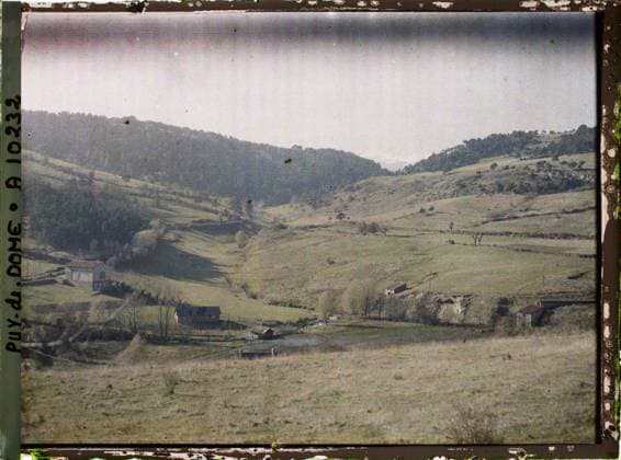 RECORD DATE NOT STATED Verrieres, France , 1916-1917 - Auvergne - StÃ phane Passet - (September 1916 - February 1917) (French - ï»¿Verrieres , France). Landscape, mont , mountain, valley, river, hydrography, Nature , Environment, France, Verrieres, view of the village Copyright: xpiemagsx AKahnlpie020223-9481 !ACHTUNG AUFNAHMEDATUM GESCHÄTZT!