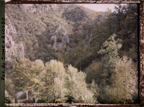 RECORD DATE NOT STATED Valbeleix, France , 1916-1917 - Auvergne - StÃ phane Passet - (September 1916 - February 1917) (French - ï»¿Valbeleix , France). Landscape, Mont , Mountain, Forest , Wood, Vegetation , botany, Cliff, Nature , Environment, France, on the Valbeleix route Copyright: xpiemagsx AKahnlpie020223-9942 !ACHTUNG AUFNAHMEDATUM GESCHÄTZT!