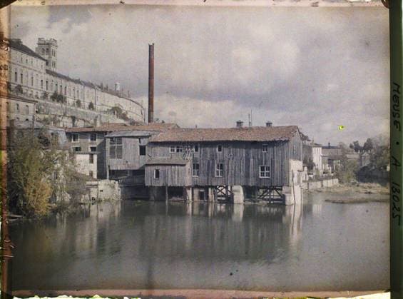 RECORD DATE NOT STATED Verdun , France , 1917 - North of France, Belgium - Paul Castelnau (photographic section of the armies) - (September 1-5) (French - ï»¿Verdun , France). River, stilts, home, hydrography, ruins, forehead, fireplace, rubble, Habitat , architecture, nature , environment, First World War, France, Verdun, edges Meuse Copyright: xpiemagsx AKahnlpie020223-21147 !ACHTUNG AUFNAHMEDATUM GESCHÄTZT!