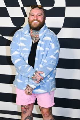 February 2, 2023, Los Angeles, CA, USA: Teddy Swims at Warner Music Group s Grammy Pre-Party 2023, heald at the Hollywood Athletic Club on Feb 2, 2023 in Hollywood, California. Los Angeles USA - ZUMAs181 20230202_zea_s181_136 Copyright: ximageSPACEx