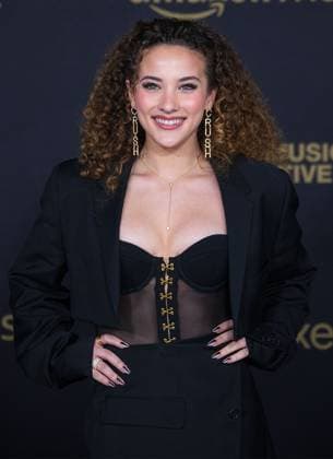 February 2, 2023, Los Angeles, California, USA: Sofie Dossi at the Recording Academy Honors Presented by The Black Music Collective held at The Hollywood Palladium in Los Angeles, California on Thursday February 2, 2023. ARIANA RUIZ PI Los Angeles USA - ZUMAp124 20230202_zaa_p124_155 Copyright: xArianaxRuizx
