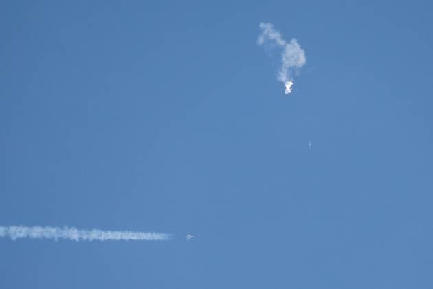 Bilder des Jahres 2023, News 02 Februar News Themen der Woche KW05 News Bilder des Tages February 5, 2023, Myrtle Beach, South Carolina, USA: Chinese spy balloon shot down by F22 military fighter jet over Surfside Beach South Carolina. Myrtle Beach USA - ZUMAg244 20230205_zmp_g244_001 Copyright: xJoexGranitax