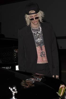 65th Annual Grammy Awards - Universal Music Group After Party. Featuring: Machine Gun Kelly Where: Los Angeles, California, United States When: 06 Feb 2023 Credit: Robert Smith INSTARimages.com Cover Images Copyright: xx 52415063 EDITORIAL USE ONLY. NOT FOR USE BY NEWSPAPERS BASED IN THE UK.