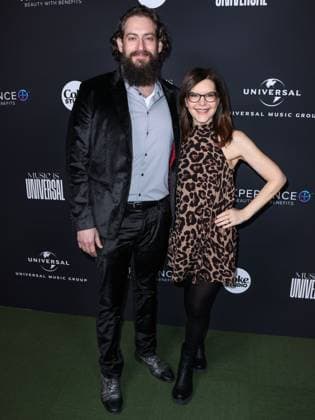 Universal Music Group 2023 65th GRAMMY Awards After Party Roey Hershkovitz and Lisa Loeb arrive at the Universal Music Group 2023 65th GRAMMY Awards After Party held at Milk Studios Los Angeles on February 5, 2023 in Los Angeles, California, United States. Milk Studios Los Angeles, Los Angeles, California California United States  Copyright: xImagexPressxAgencyx originalFilename: collin-universa230205_nphV9.jpg