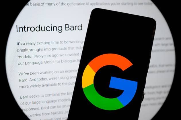 Google Bard Illustration Google Bard seen on Google blog post with Google logo on mobile. On 6 February 2023 in Brussels, Belgium. (Photo illustration by Jonathan Raa NurPhoto) Brussels Belgium  Copyright: xJonathanxRaax originalFilename: raa-googleba230206_npvi8.jpg
