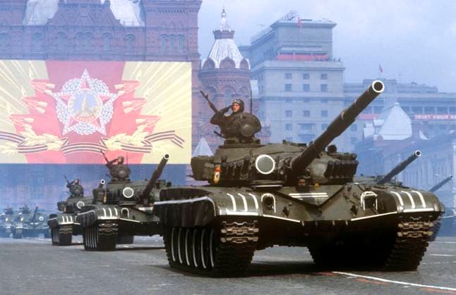 Modern hardware at Victory Day parade 479385 09.05.1985 A military parade marking the 40th Anniversary of WWII Victory Day. Sergey Guneev Sputnik Moscow Russia  Copyright: xSergeyxGuneevx