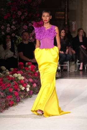 Entertainment Themen der Woche KW06 Entertainment Bilder des Tages February 9, 2023, New York, NY, USA: The Christian Siriano Fall 2023 Fashion Show,.Gotham Hall, NYC.February 9, 2023, . New York USA - ZUMAms4_ 20230209_zaf_ms4_014 Copyright: xSoniaxMoskowitzxGordonx