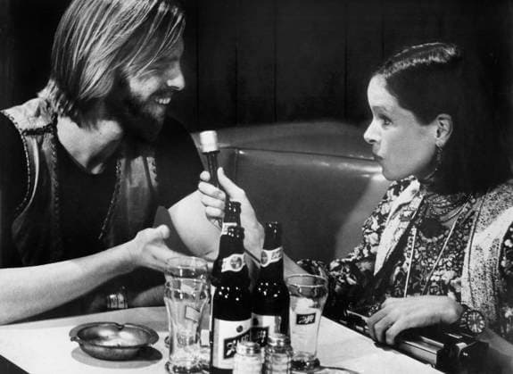 Keith Carradine, Geraldine Chaplin, on-set of the Film, Nashville , Paramount Pictures, 1975  Copyright: xABxArchivesx jtv016773
