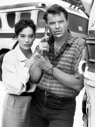 Lesley-Anne Down, Robert Urich, on-set of the Television Film, Night Walk , CBS, 1989  Copyright: xABxArchivesx jtv016790