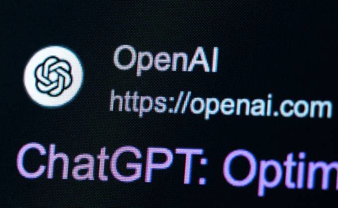Das Logo des ChatGPT des US-amerikanischen Unternehmens OpenAI ist auf einem Bildschirm eines Computers zu sehen. Rottweil Baden-Württemberg Deutschland *** The logo of the ChatGPT of the US American company OpenAI can be seen on a screen of a computer Rottweil Baden Württemberg Germany