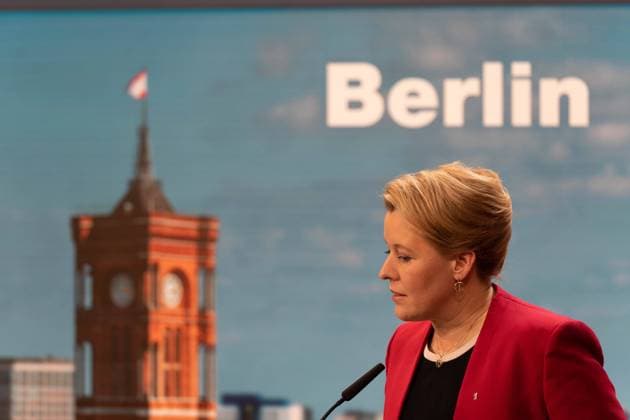 News Bilder des Tages 12.02.2023,Berlin,Deutschland,Tag der Wiederholung zur Wahl zum Abgeordnetenhaus von Berlin und zu den Bezirksverordnetenversammlungen.Abgeordnetenhaus von Berlin - Preußischer Landtag.Foto:Franzsika Giffey (SPD) *** 12 02 2023,Berlin,Germany,Day of the repetition for the election to the House of Representatives of Berlin and to the district councils House of Representatives of Berlin Prussian Parliament Photo Franzsika Giffey SPD