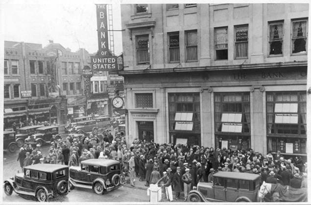 Bank closes its doors in Brooklyn, USA Following the Wall Street crash of 1929, the Brooklyn branch of the Bank of the United States closes its doors. A crowd of people have gathered outside, no doubt wanting their money back. Date: 11-Dec-30  Copyright: Copyrightx(c)Geminix2023.xCredit:xGemini 12001846