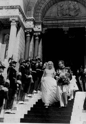 SCANPIX SWEDEN, 1956-04-19. Furstebröllop i Monaco. Furste Rainier III och Grace Kelly gifter sig. x20360x *** SCANPIX SWEDEN, 1956 04 19 Princely wedding in Monaco Prince Rainier III and Grace Kelly get married x20360x  Copyright: xTTx 20360