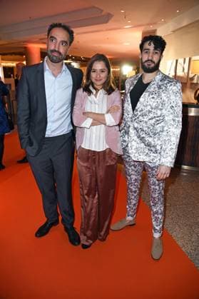 Samir Fuchs, Sarah Alles, Mohamed Chahrour beim ASKANIA AWARD 2023 im Berlin Capital Club in Berlin am 14.02.2023