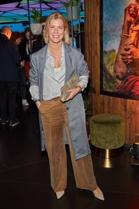 Valerie Niehaus - Verleihung des Blaue Blume Award 2023 von Romance TV in THE REED in Berlin am 15.02.2023. Blaue Blume Award 2023