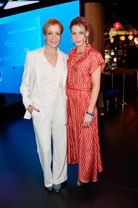 Annika Ernst und Jessica Ginkel bei der Verleihung des Blaue Blume Award 2023 im The Reed. Berlin, 15.02.2023