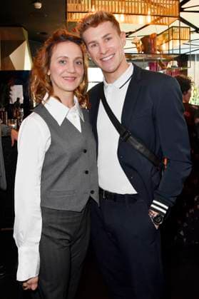 Anne Roemeth und Lukas Sauer bei der Verleihung des Blaue Blume Award 2023 im The Reed. Berlin, 15.02.2023