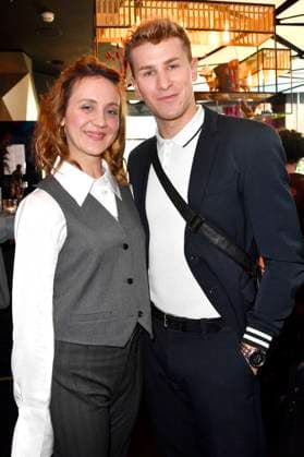 Anne Roemeth und Lukas Sauer bei der Verleihung des Blaue Blume Award 2023 im The Reed. Berlin, 15.02.2023
