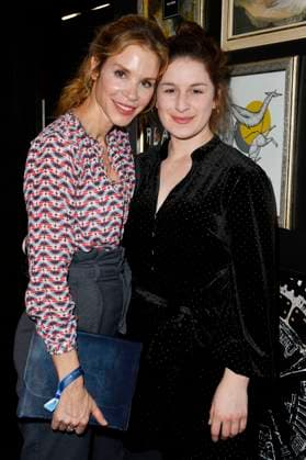 Nina Gnädig und Lou Strenger bei der Verleihung des Blaue Blume Award 2023 im The Reed. Berlin, 15.02.2023