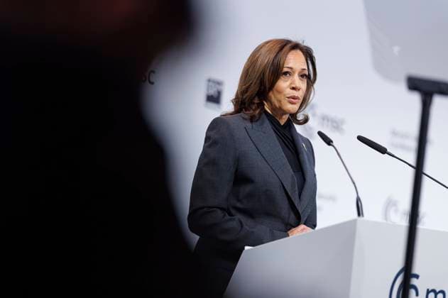 News Themen der Woche KW07 News Bilder des Tages February 18, 2023, Munich, Bavaria, Germany: U.S Vice President Kamala Harris delivers remarks at the Munich Security Conference at the Bayerischer Hof Hotel February 18, 2023 in Munich, Germany. Harris announced that Russia has committed crimes against humanity and said they will be held accountable. Munich Germany - ZUMAp138 20230218_zaa_p138_024 Copyright: xLukasxBarth-Tuttas Msc LukasxBarx