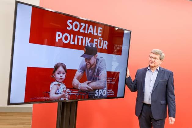 News Themen der Woche KW08 News Bilder des Tages 20230220 Pressekonferenz zur SPOe-Fruehjahrskampagne WIEN, OESTERREICH - FEBRUAR 20: Bundesgeschaeftsfehrer und Mitglied des Bundesparteivorstands Christian Deutsch (SPOe) bei der Pressekonferenz - zur SPOe-Fruehjahrskampagne im SPOe-Parlamentsklub am 20. Februar 2023 in Wien, Oesterreich. 230220_SEPA_10_002 Copyright: xMichaelxIndrax SEPAxMedia