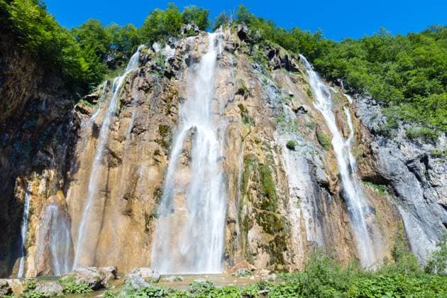 Summer view of large waterfall in Plitvice Lakes National Park (Croatia) Copyright: xYuriyxBrykaylox xDesignxPicsx , 31923562 Copyright: YuriyxBrykaylox xDesignxPics 31923562