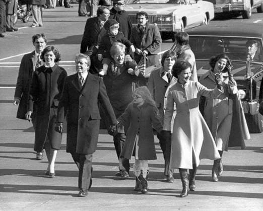 January 20, 1977, Washington, District of Columbia, USA: United States President Jimmy Carter, first lady Rosalynn Carter and Amy Carter walk down Pennsylvania Avenue in Washington, DC following his taking the Oath of Office on the East Front of the US Capitol in Washington, DC on Inauguration Day, Thursday, January 20, 1977 Washington USA - ZUMAs152 19770120_zaa_s152_004 Copyright: xBarryxA.xSoorenkox