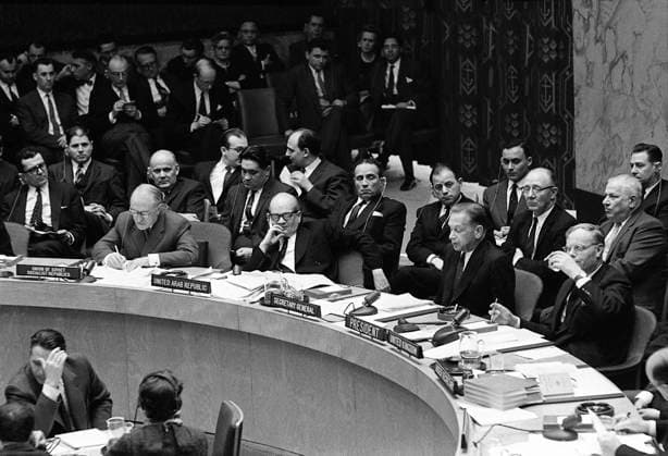 NEW YORK 1961 02 15 Secretary General Dag Hammarskjöld during a debate at the UN New York USA x1902x  Copyright: xTTxHISTORICALx DAY HAMMER SHIELD UN