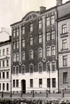 STOCKHOLM 1933. I detta hus pa Blekingegatan 32 i Stockholm föddes Greta Garbo. Huset revs 1971. STOCKHOLM SVERIGE x190x *** STOCKHOLM 1933 Greta Garbo was born in this house on Blekingegatan 32 in Stockholm The house was demolished in 1971 STOCKHOLM SWEDEN x190x  Copyright: xPressensxBild TTx GARBOS FÖDELSEHUS