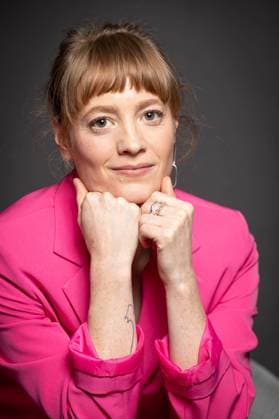 Shooting Stars 2023 @ Berlinale Portrait-shooting during PRESS PRESENTATION & PHOTOCALL @ Mövenpick Hotel Room Enzian Leonie Benesch Germany efp European Shooting Stars 2023: Leonie Benesch Germany Gizem Erdogan, Sweden Yannick Jozefzoon, The Netherlands Kayije Kagame, Switzerland Thorvaldur Kristjansson, Iceland Kristine Kujath Thorp, Norway Joely Mbundu, Belgium Benedetta Porcaroli, Italy Judith State, Romania Alina Tomnikov, Finland - Copyright: xEventpressxFuhrx