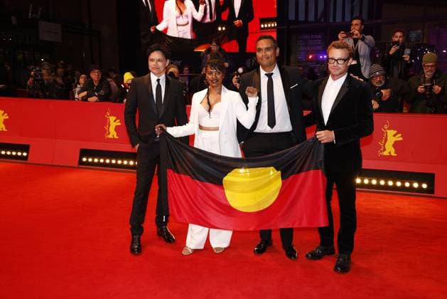 Entertainment Themen der Woche KW08 Ivan Sen, Natasha Wanganeen, Rob Collins und Simon Baker bei der Limbo Film Premiere im Rahmen der 73. Internationale Filmfestspiele Berlinale am 23.02.2023 in Berlin Berlinale 2023- Limbo Filmpremiere mit Simon Baker *** Ivan Sen, Natasha Wanganeen, Rob Collins and Simon Baker at the Limbo Film Premiere during the 73 Berlinale International Film Festival on 23 02 2023 in Berlin Berlinale 2023 Limbo Film Premiere with Simon Baker.