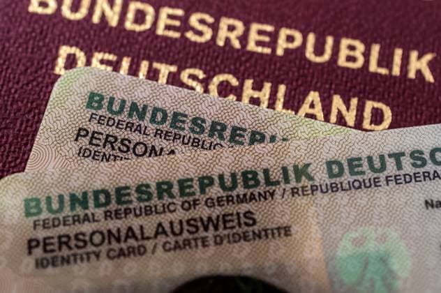 digitaler Personalausweis in Deutschland digitaler Personalausweis in Deutschland Copyright: xZoonar.com stockfotos-mgx 19441088