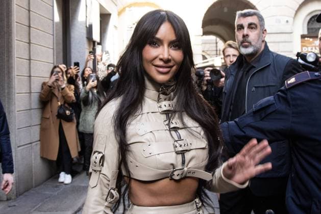 Bilder des Jahres 2023, Entertainment 02 Februar Entertainment Themen der Woche KW08 Entertainment Bilder des Tages February 25, 2023, Milano, Italy: Kim Kardashian is seen at the Dolce &amp; Gabbana Store during the Milan Fashion Week Womenswear Fall Winter 2023 2024 on February 25, 2023 in Milan, Italy.Ã‚ Photo: . Milano Italy  - ZUMAl164 20230225_zsa_l164_136 Copyright: xCinziaxCamelax
