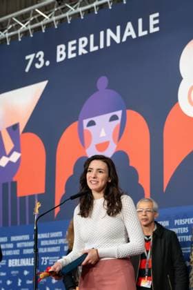 25.02.2023,Berlin,Deutschland,73.Internationalen Filmfestspiele Berlin.Die Gewinner der unabhängigen Jurys.Den Hauptpreis der Ökumenischen Jury erhält Lila AvilÃ s für ihren Film Totem