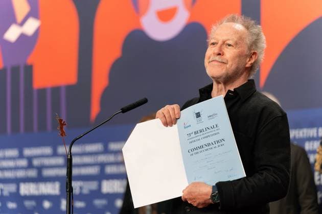 25.02.2023,Berlin,Deutschland,73.Internationalen Filmfestspiele Berlin. Die Gewinner der unabhängigen Jurys. Nicolas Philibert erhält für sein Film Sur L Adamant den Preis der Ökumenischen Jury
