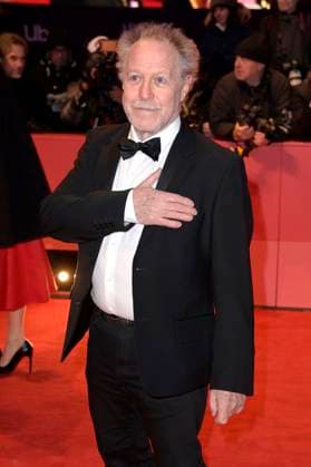 Nicolas Philibert bei der Closing Ceremony mit Preisverleihung auf der Berlinale 2023 73. Internationale Filmfestspiele Berlin im Berlinale Palast. Berlin, 25.02.2023